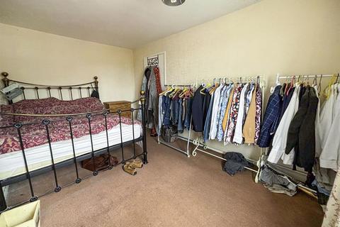 30 Moorside Avenue, Bradford, BD2 3HG