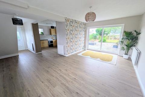 3 bedroom semi-detached house for sale, Caeglas, Cross Hands, Llanelli, SA14 6NH