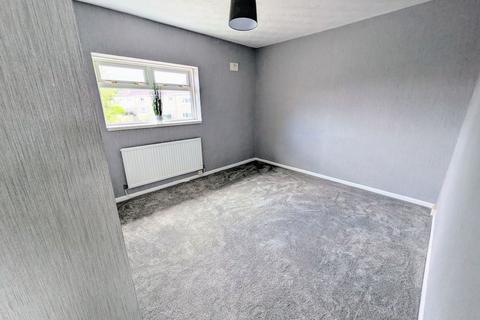 73 Caeglas, Cross Hands, Llanelli, SA14 6NH