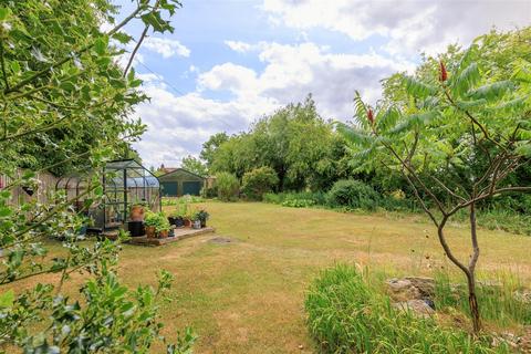 4 bedroom house for sale, Halesworth Road, Beccles NR34
