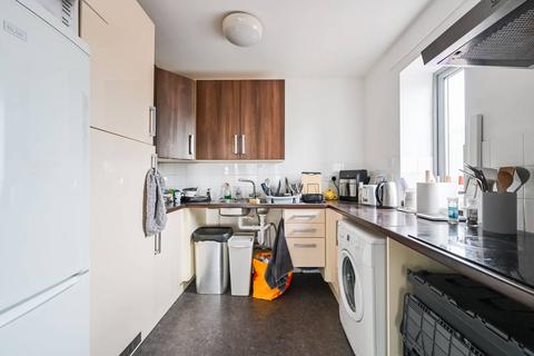 5 Thomas Fyre Drive, London E3