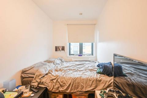 2 bedroom flat for sale, 5 Thomas Fyre Drive, London E3