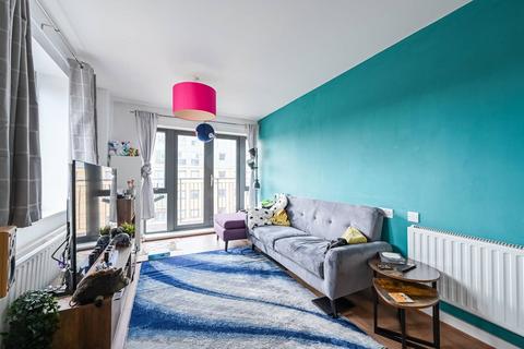 2 bedroom flat for sale, 5 Thomas Fyre Drive, Bow E3