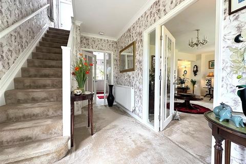 25 Stepney Drive, Scarborough, YO12 5DP