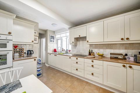 undefined, Harlow Oval, Harrogate, HG2