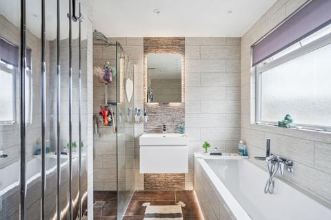 undefined, Langtons Meadow, Farnham Common SL2