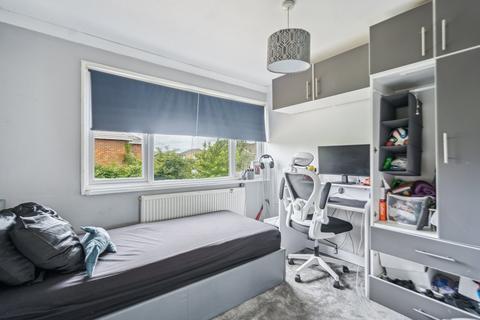 undefined, Langtons Meadow, Farnham Common SL2