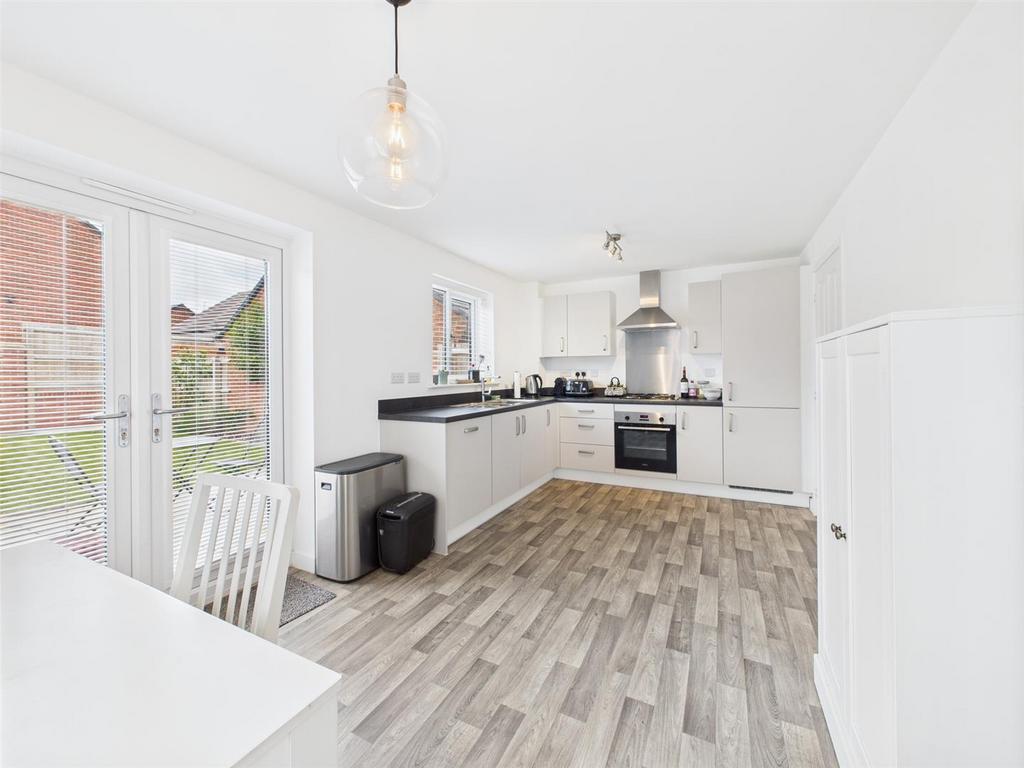 Kitchen diner