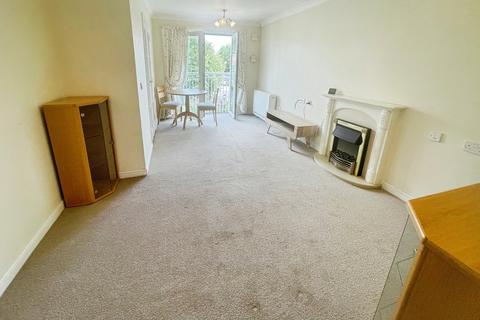 1 bedroom retirement property for sale, Chester Road, Streetly, Sutton Coldfield, B74