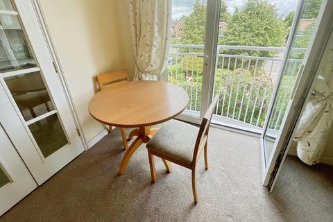 1 bedroom retirement property for sale, Chester Road, Streetly, Sutton Coldfield, B74