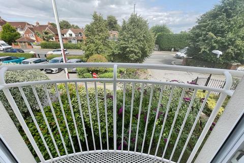 1 bedroom retirement property for sale, Chester Road, Streetly, Sutton Coldfield, B74