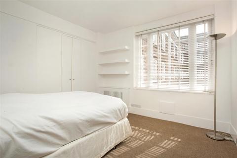 1 bedroom apartment for sale, Swan Court, Chelsea Manor Street, SW3
