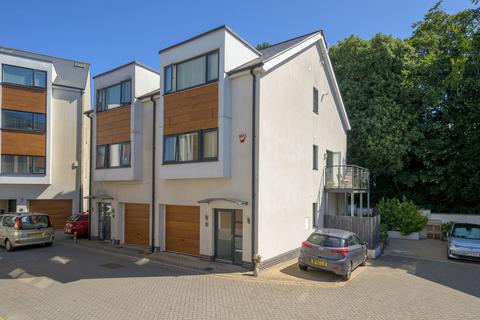 4 bedroom semi-detached house for sale, Verden Close, Plymouth PL3