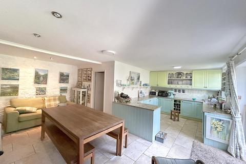 undefined, 3 Church Hill, Helston TR13