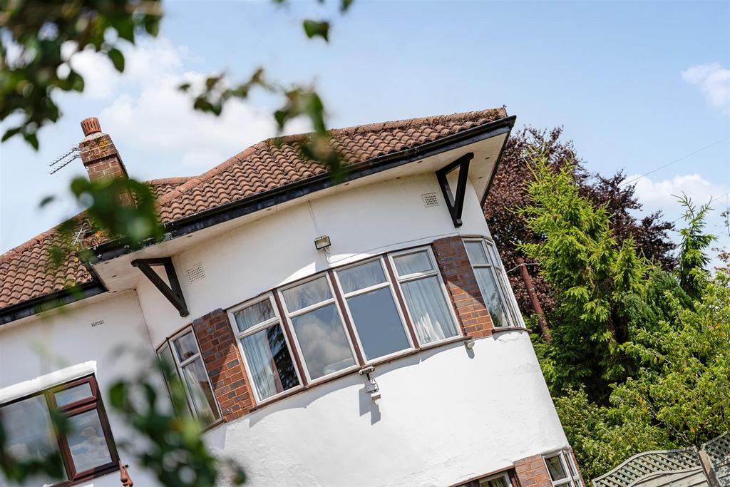 Bay window