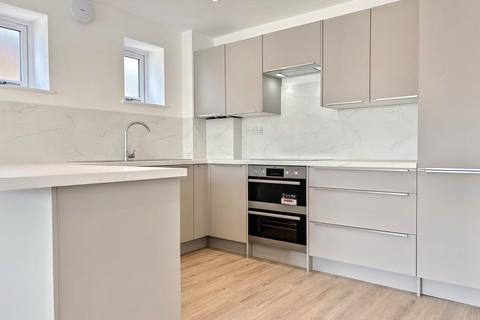 3 bedroom flat for sale, Weymouth