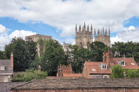 2 bedroom flat for sale, Bootham Place, Bootham Row, York, YO30