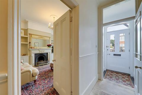 4 bedroom end of terrace house for sale, Harrow Road, Worthing BN11