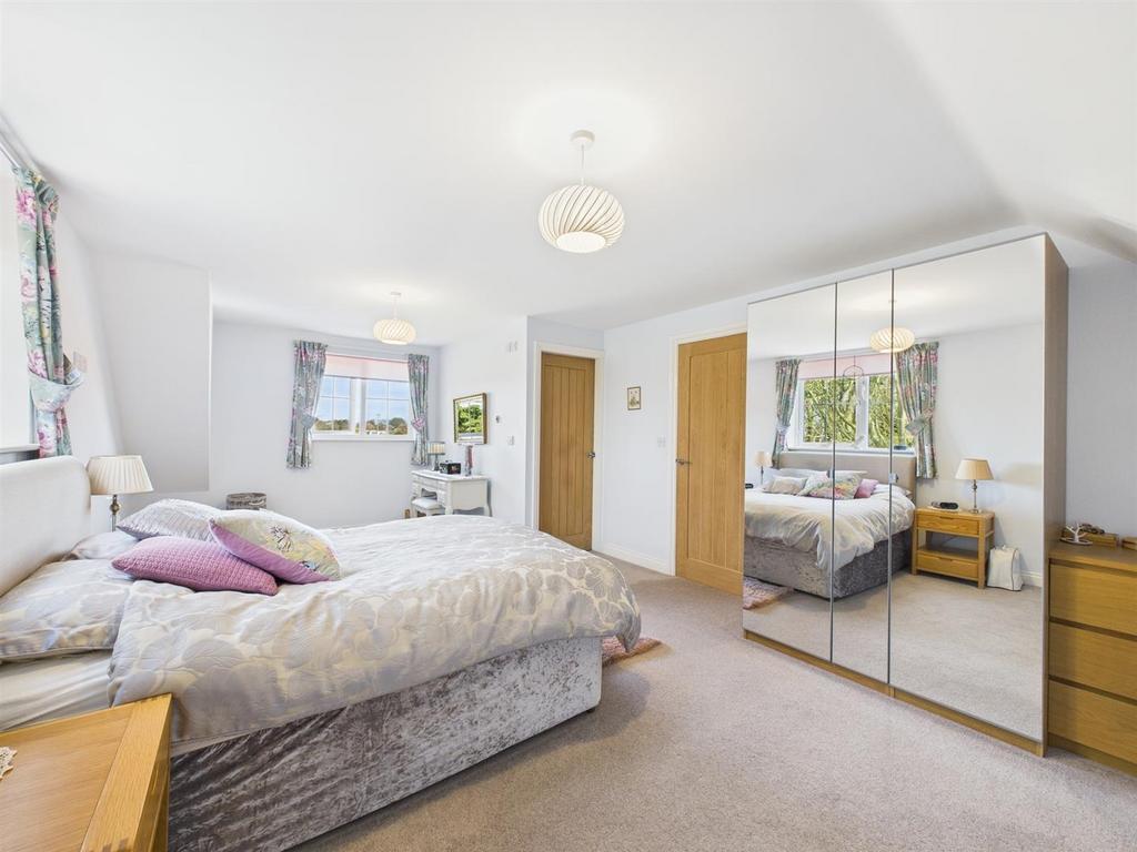 Bedroom: