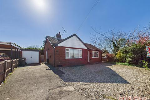 2 bedroom detached bungalow for sale, Main Road, Broughton, Chester