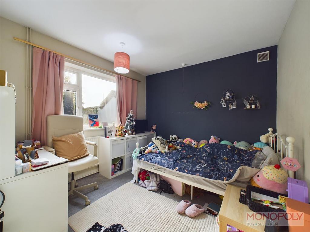 CAM01943 G0-PR0344-STILL003.jpg