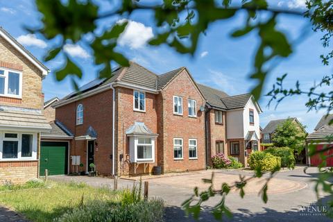6 Bedford Close, Ely, CB6 3EL