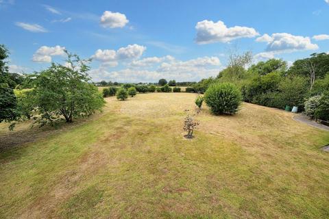 7 County Lane, Codsall Wood, Wolverhampton, WV8 1RG