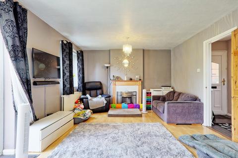 4 bedroom detached house for sale, Leapingwell Close, Chelmsford, CM2