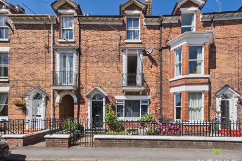 4 bedroom terraced house for sale, New Street, Wem