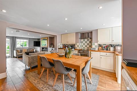 3 bedroom terraced house for sale, Maltravers Street, Arundel