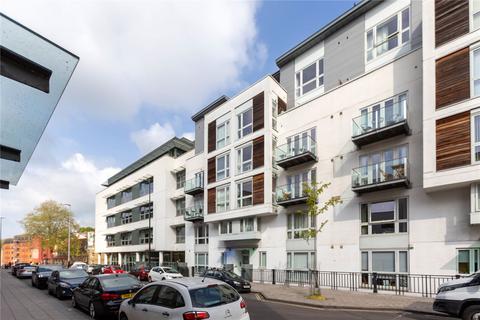2 bedroom apartment to rent, Deanery Road, Bristol BS1