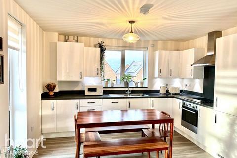 2 bedroom apartment for sale, Lawrence Weaver Road, Cambridge