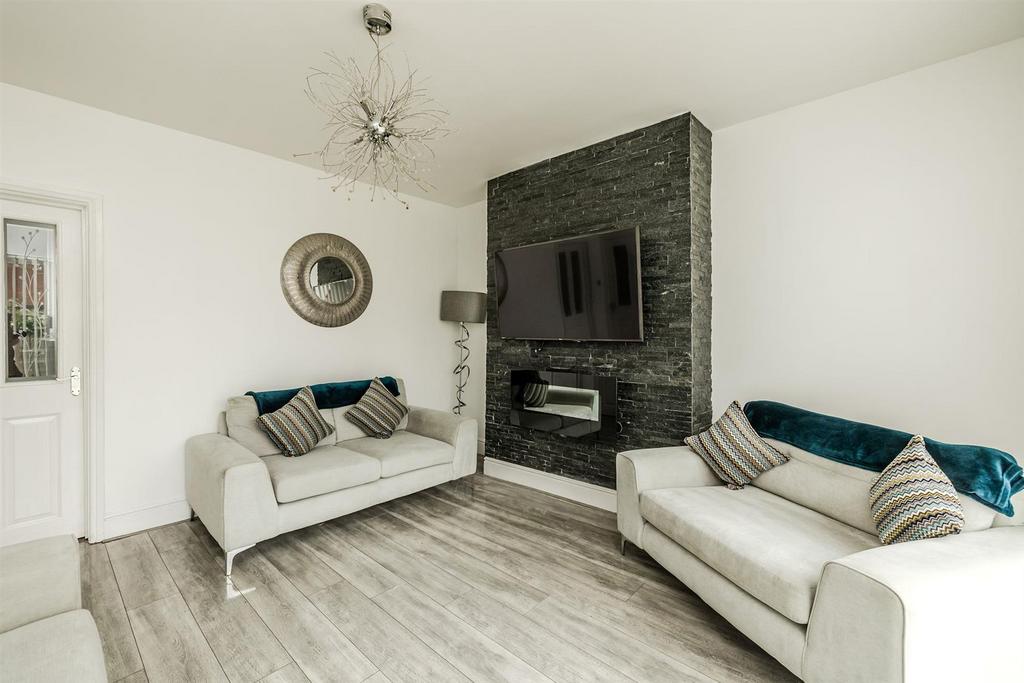 64 Grasmere Avenue-Walker-Newcastleupon Tyne-NE62 PL-2