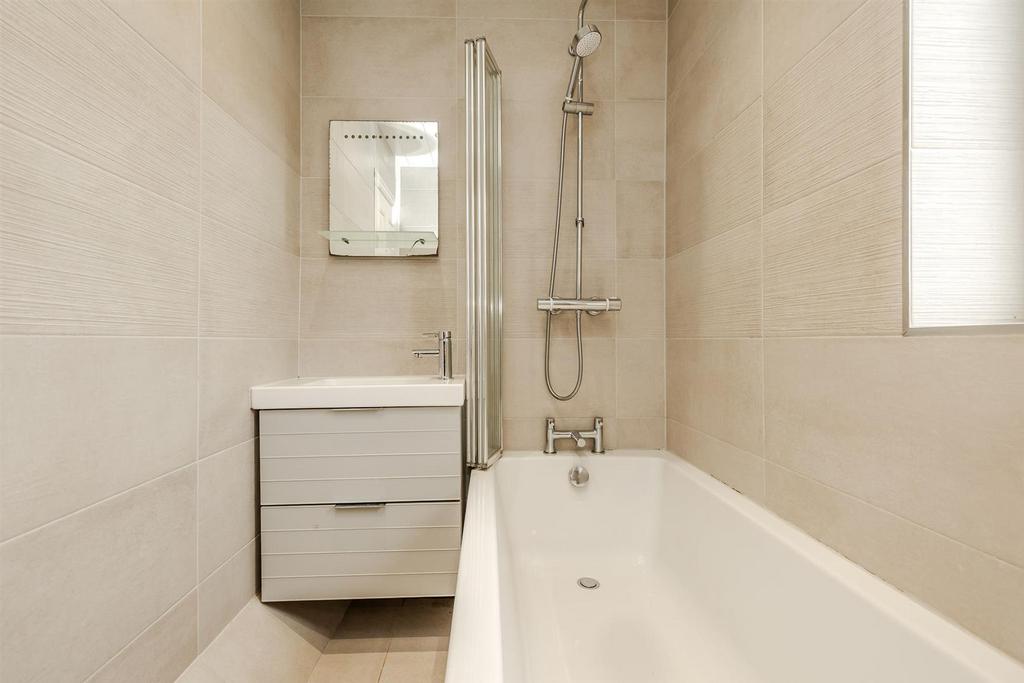 64 Grasmere Avenue-Walker-Newcastleupon Tyne-NE62 PL-2