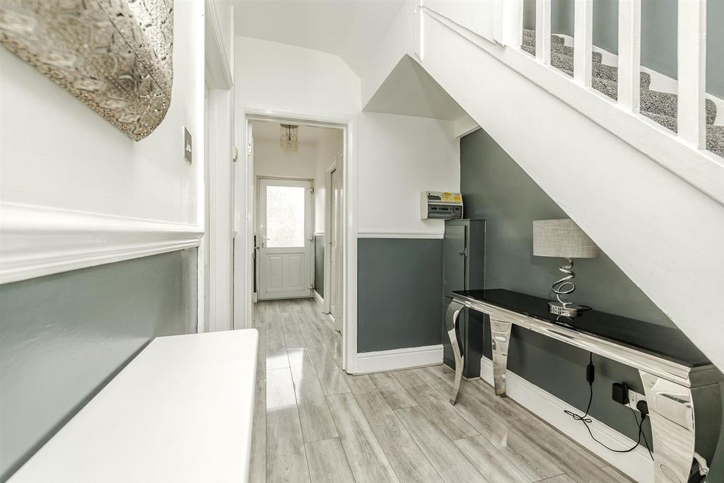 64 Grasmere Avenue-Walker-Newcastleupon Tyne-NE62 PL-3