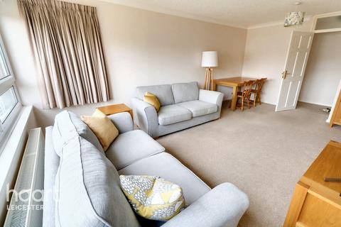 2 bedroom apartment for sale, Knighton Park Road, LEICESTER