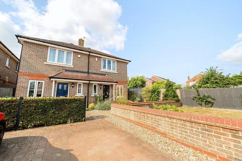 2 bedroom semi-detached house for sale - Aylesbury, Buckinghamshire, HP20