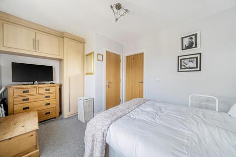 2 bedroom semi-detached house for sale, Aylesbury,  Buckinghamshire,  HP20