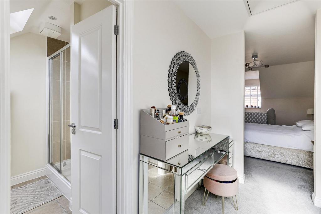 Dressing Area a.JPG