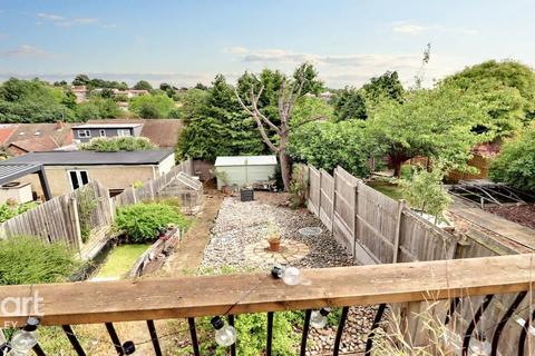 3 bedroom semi-detached house for sale, 67 Walcot Avenue, Luton LU2 0PP