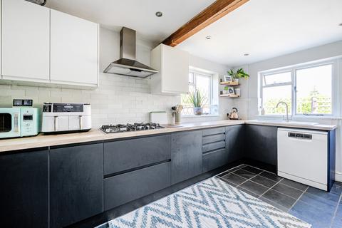 Corner Cottage Brimscombe Hill, Brimscombe, Stroud, GL5 2QN