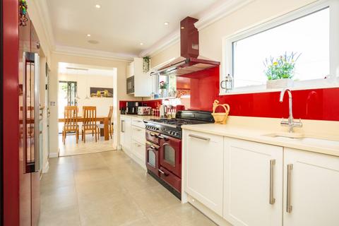 4 bedroom semi-detached house for sale, Rushett Lane, Norton, Faversham, Kent, ME13