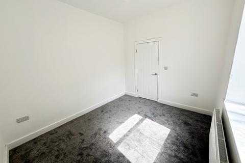 3 bedroom terraced house to rent, Standard View, Porth, Ynyshir, CF390HR