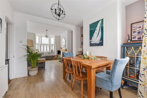 58 Bognor Road, Chichester, PO19 7TG