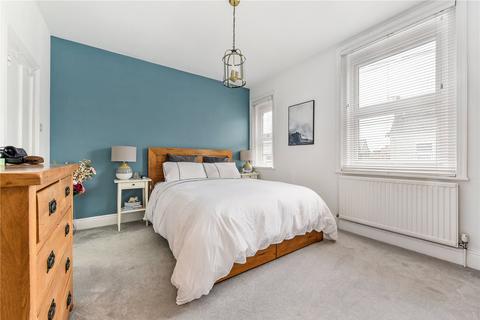 58 Bognor Road, Chichester, PO19 7TG