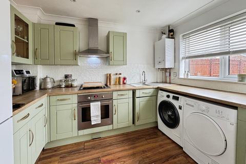 24 Charles Court, Thorne, Doncaster, DN8 4LD