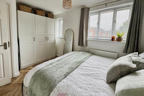 24 Charles Court, Thorne, Doncaster, DN8 4LD