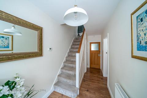 4 bedroom semi-detached house for sale, Coronation Road, Walsall WS4