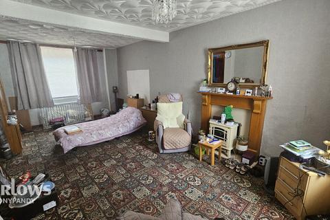 3 bedroom terraced house for sale, Dumfries Street, Treherbert, Treorchy CF42