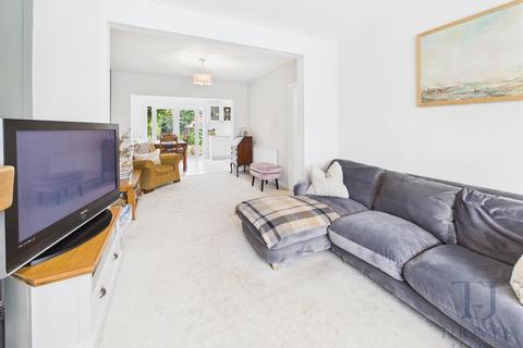 18 Abingdon Drive, Ruddington, Nottingham, NG11 6FX